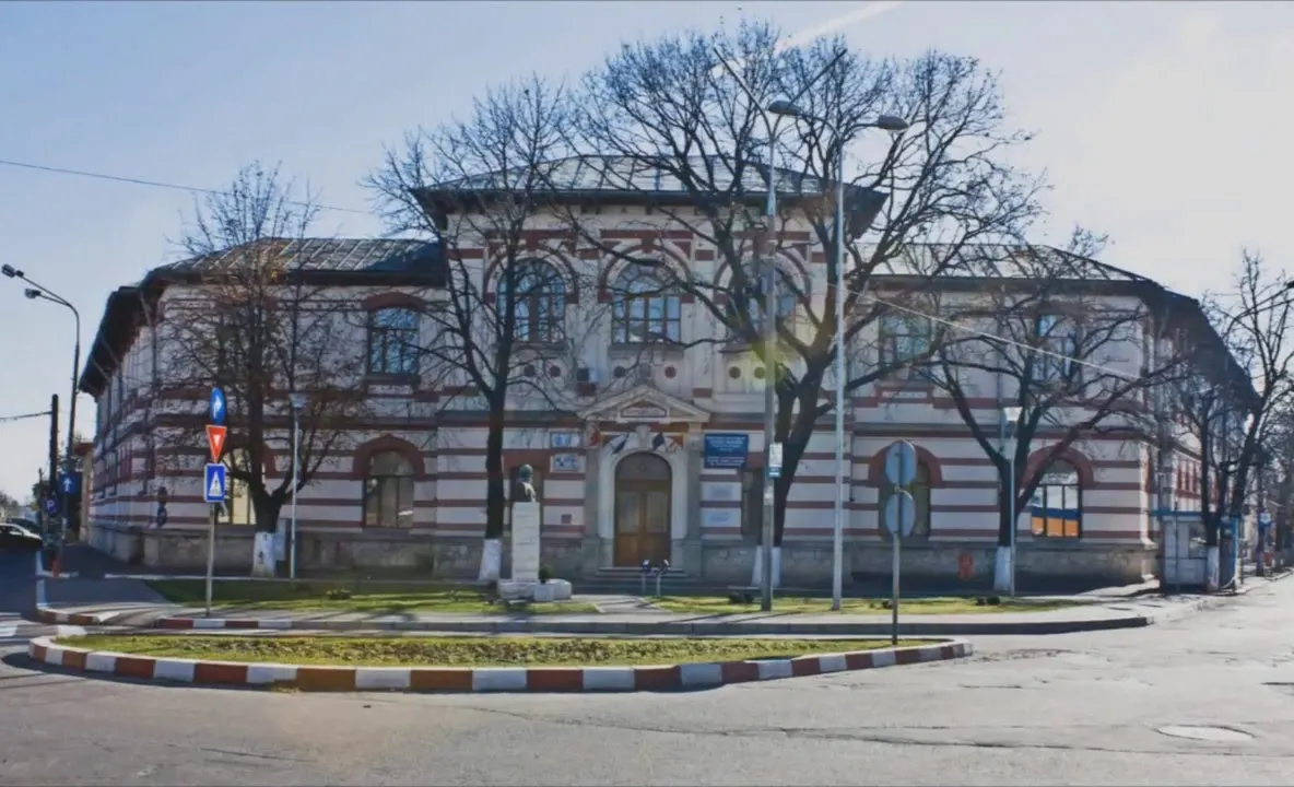"Elevul problemă" de la Hașdeu rămîne cu nota 2 la purtare