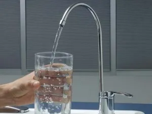 Prețul serviciului de apă și canalizare pentru buzoieni se va scumpi