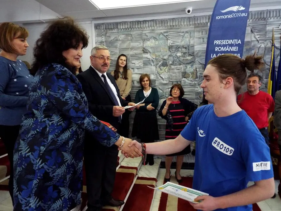 De ziua Instituției Prefectului, diplome de excelență pentru liceenii din echipa Homosapiens