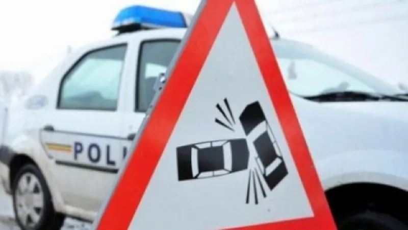 Accident grav, cu 4 mașini implicate pe DN 2 E 85