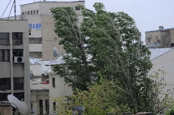 Meteorologii fac anunțul pe care îl așteaptă toată țara. Când încep ploile