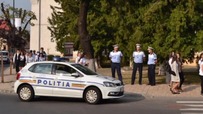 Polițiștii și jandarmii vor asigura paza la 303 secţii de votare