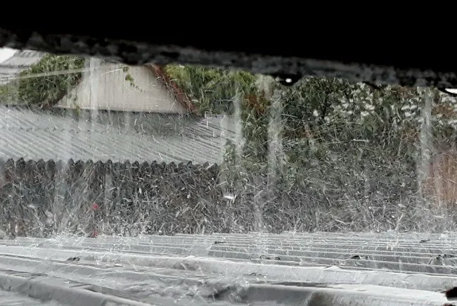 Avertizare meteo! Vor fi vijelii și averse torențiale