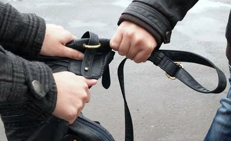 Bănuit de tâlhărie, depistat de polițiștii buzoieni în mai puțin de 3 ore de la sesizare