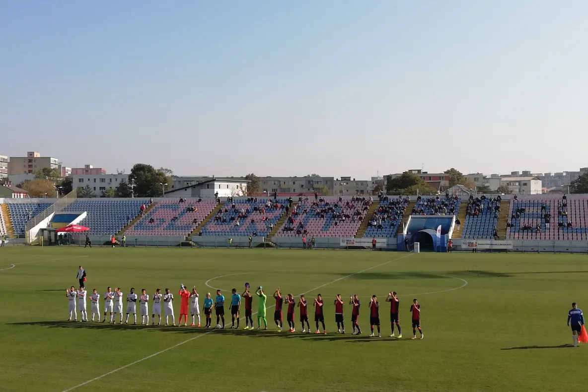 Încă o reprezentație ternă, a Gloriei