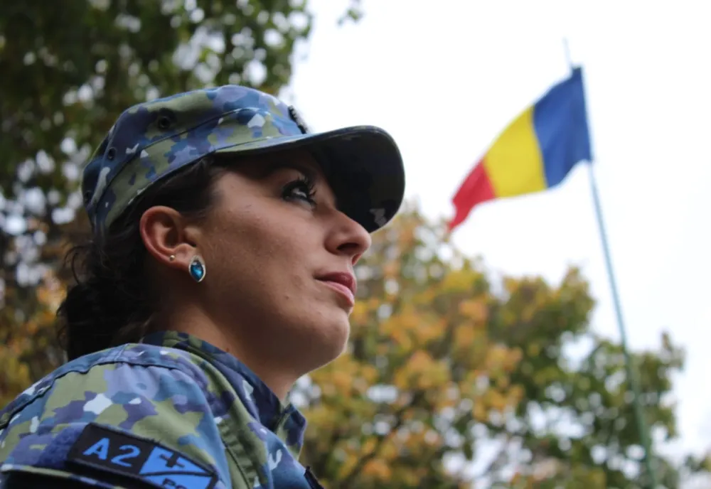 O femeie-militar a câștigat, în premieră, concursul “Cel mai bun dintre cei buni”. Este buzoiancă