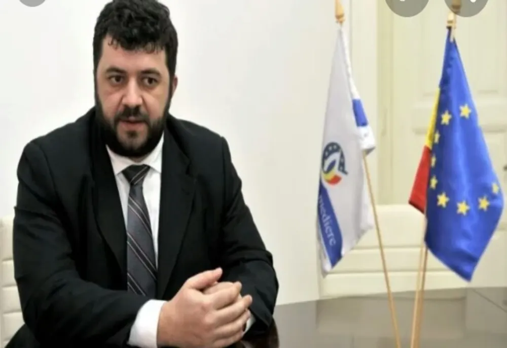 Senator ALDE, apel pentru susținerea lui Klaus Iohannis în turul doi