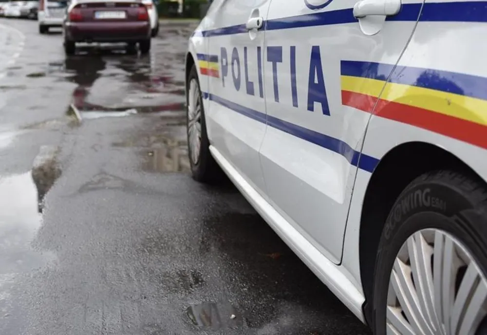 Copil lovit de mașină, pe strada Războieni