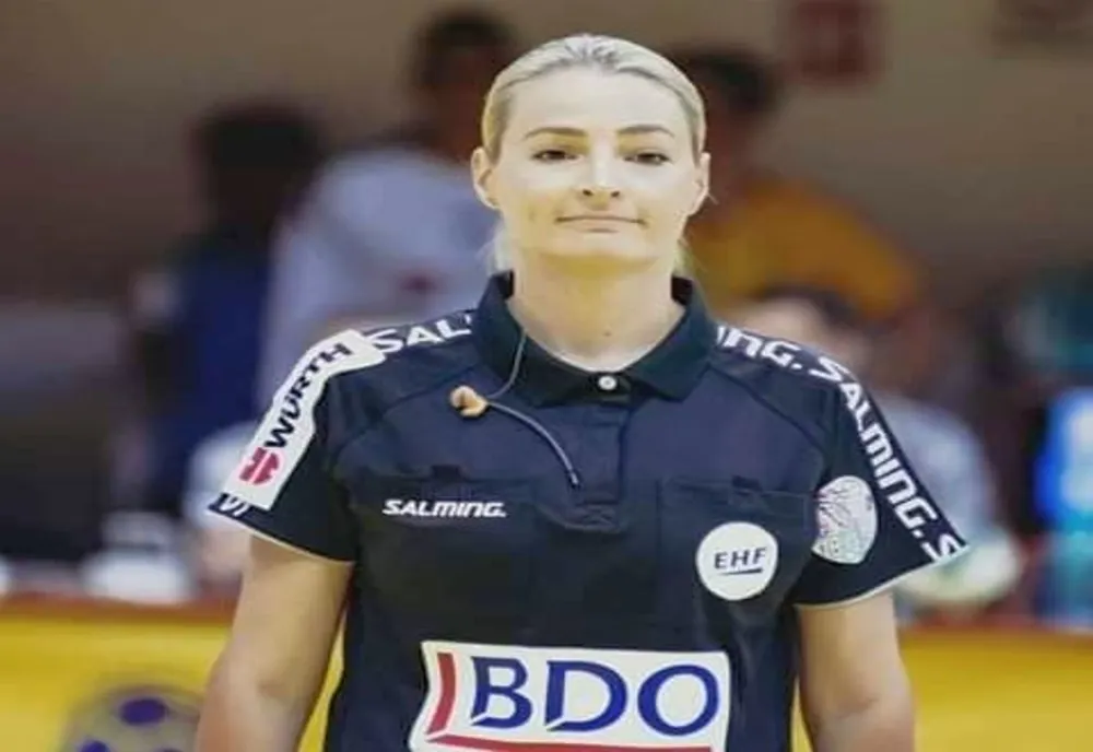 O buzoiancă va arbitra în cursa către Tokyo