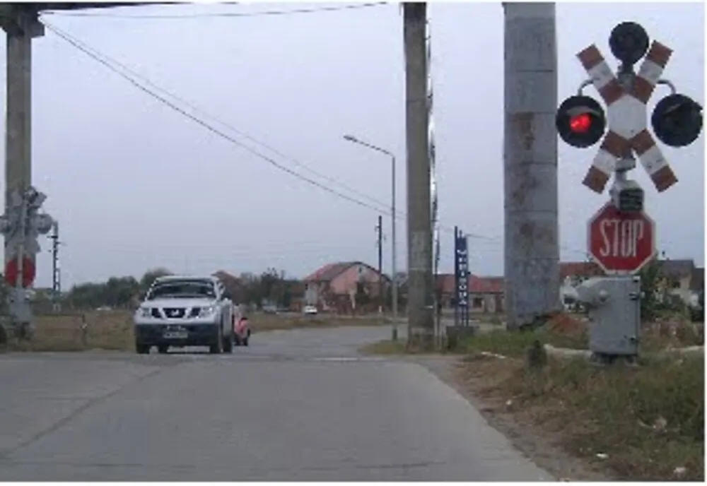 Polițiștii buzoieni au reţinut 7 permise de conducere pentru neoprirea la trecerea la nivel cu calea ferată