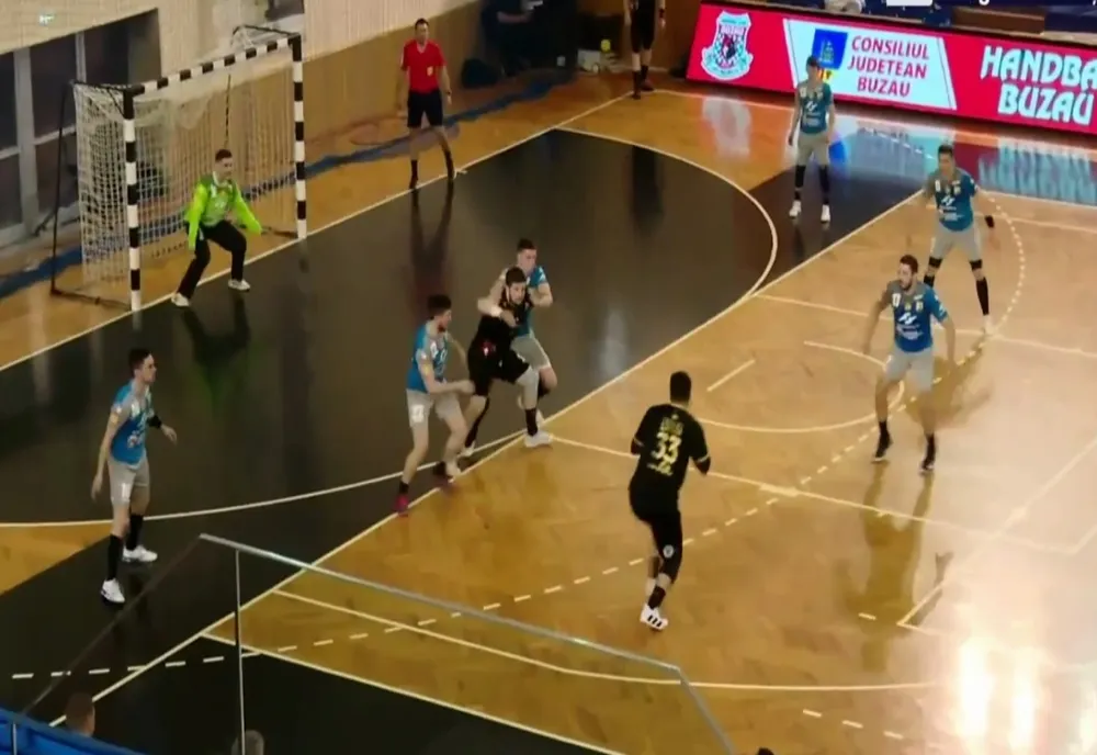 HC Buzău a obținut a doua victorie în cadrul turneului de la Cluj napoca și a urcat pe locul 7 în Liga Zimbrilor