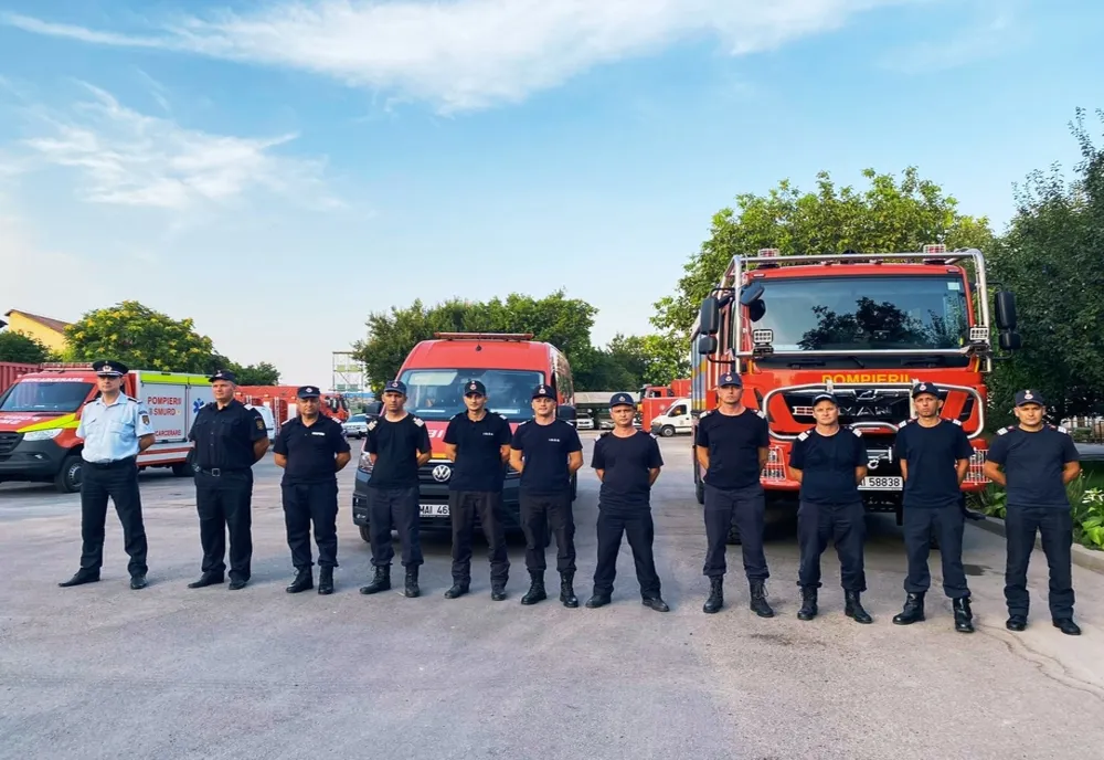 Zece pompieri buzoieni au plecat în misiune de stingere a incendiilor din Grecia