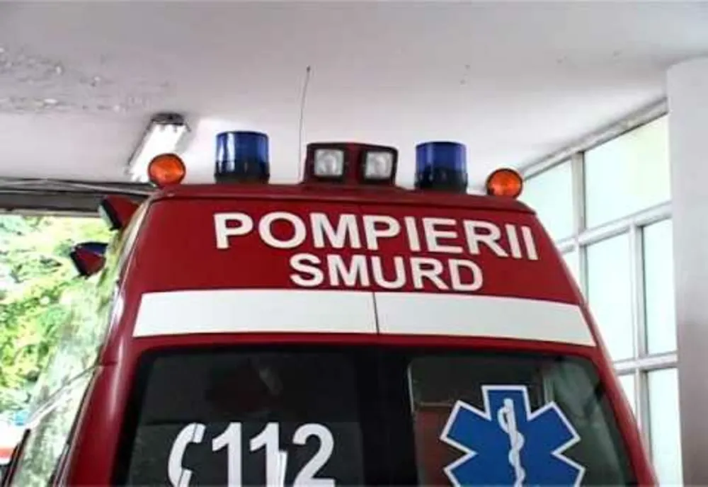 S-a aruncat de la etajul 5 al blocului în care locuia