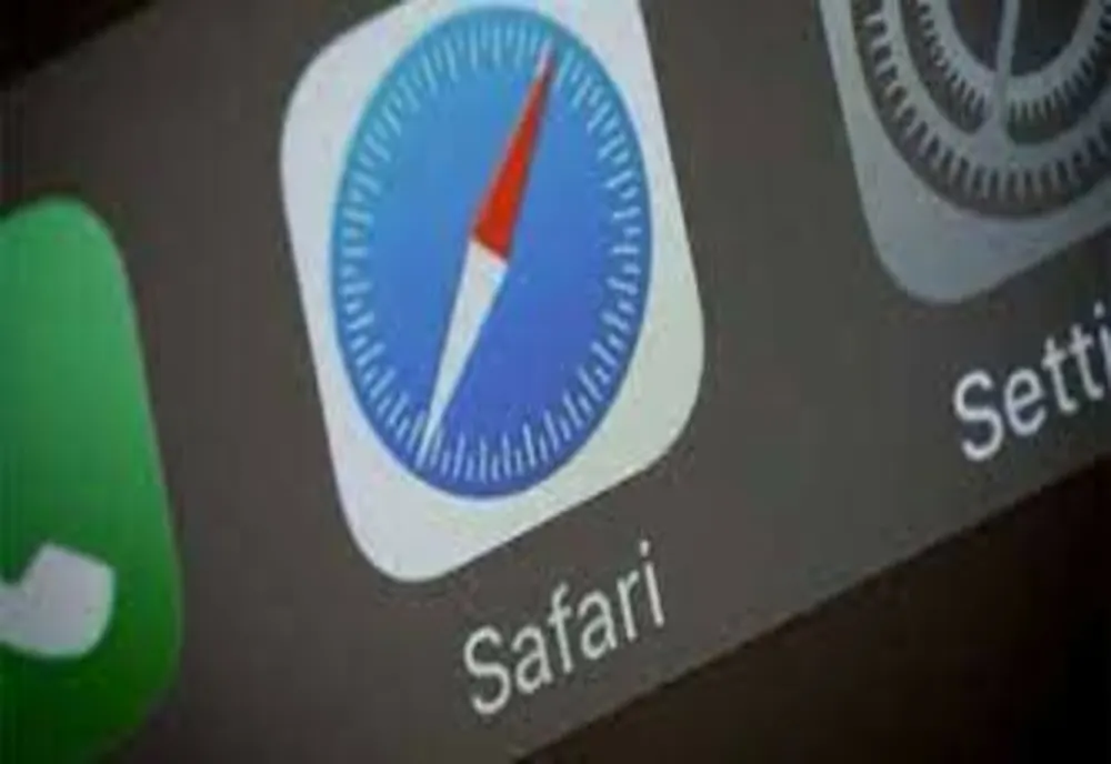 Un bug în browserul de internet Safari poate duce la scurgerea unor informații cu caracter personal, dar și a activitatății de navigare a utilziatorului