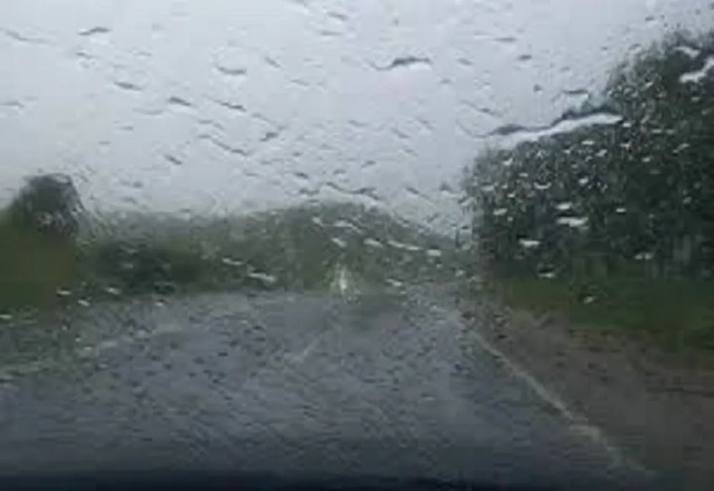 Avertizare nowcasting de ploi torențiale în anumite zone din județele Buzău, Brăila și Ialomița
