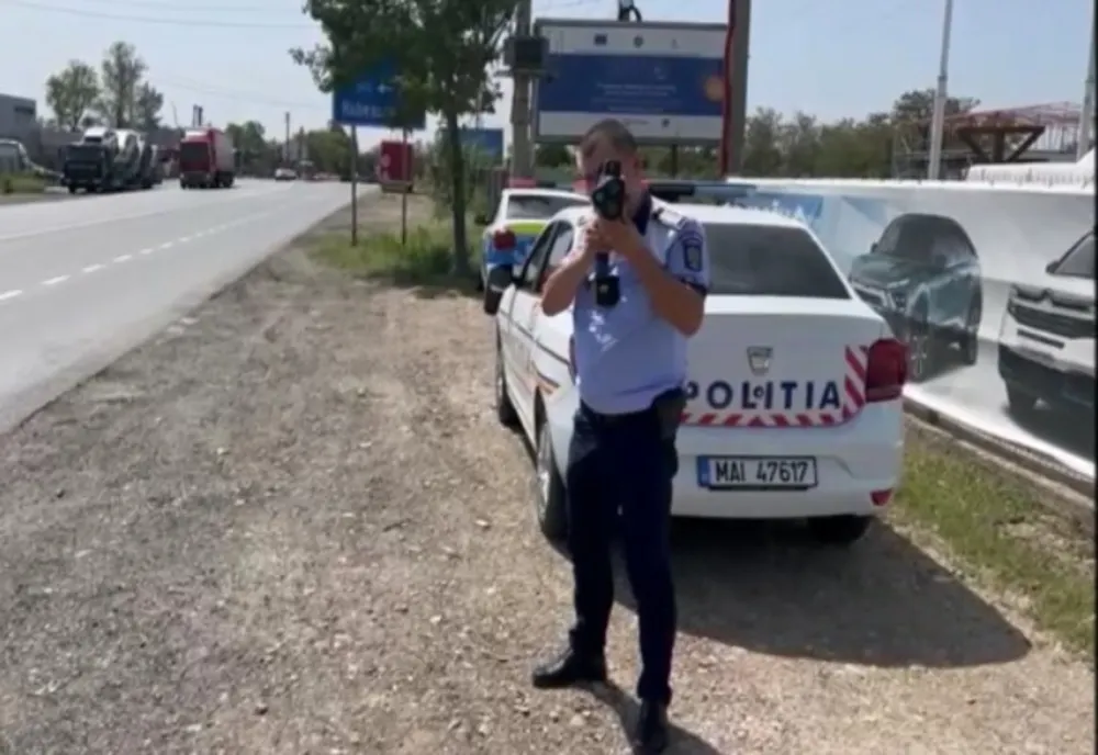 Polițiștii buzoieni au aplicat 100 de sancţiuni contravenţionale şi au reţinut 11 permise de conducere