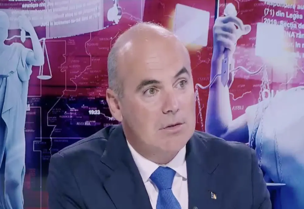 Rareș Bogdan susține majorarea salariilor profesorilor cu 25%: „Câciu să stea cu picioarele în apă rece și să dea banii!”