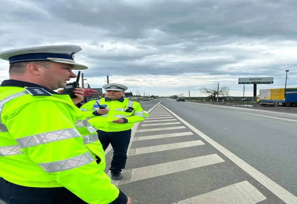 Poliţiştii rutieri din cadrul Inspectoratului de Poliţie Judeţean Buzău au desfăşurat acţiuni de combatere a principalelor cauze generatoare de accidente de circulaţie