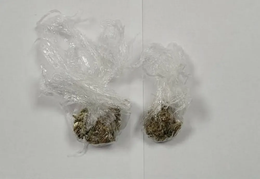 Polițiștii și jandarmii buzoieni au aplicat 62 de sancțiuni contravenționale, 21 dintre acestea fiind pentru sancționarea faptelor de încălcare a unor norme de conviețuire socială