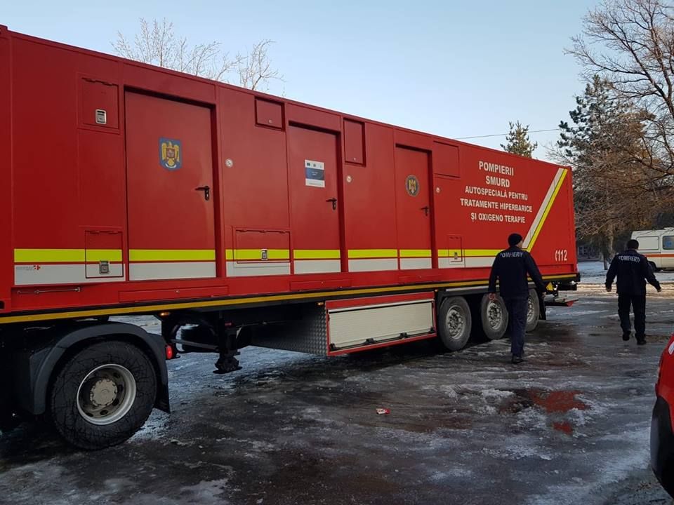 Autospecială cu cameră hiperbarică, trimisă la Buzău pentru un caz extrem de grav