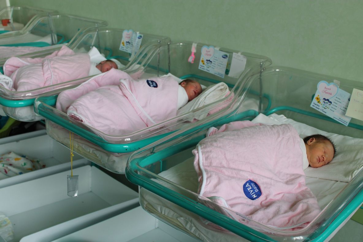 Acvariu pentru vizitarea bebelușilor, la Maternitatea Buzău