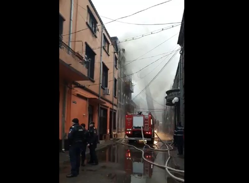 Video Incendiu de vegetație, la Podgoria