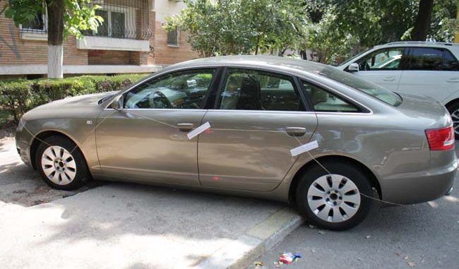 Doi samsari de mașini au vândut autoturismele puse sub sechestru de polițiști