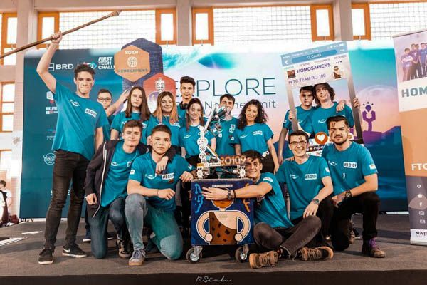 Rezultat de excepție al hasdeienilor la competiția de robotică BRD First Challenge România
