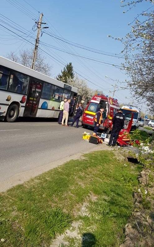 Octogenară lovită de autobuz la Clondiru de Sus