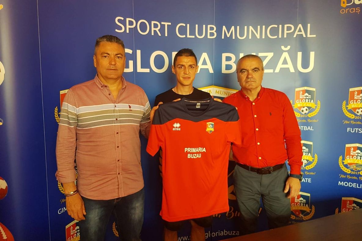 Gloria mută, pe piața trasferurilor ! Doi jucători au semnat deja