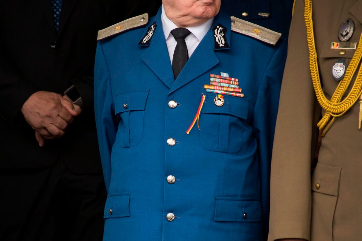 Generalul de brigadă în retragere Nicolae Enache a urcat la ceruri. Avea 96 de ani și a luptat pe ambele fronturi în cel de-al Doilea Război Mondial