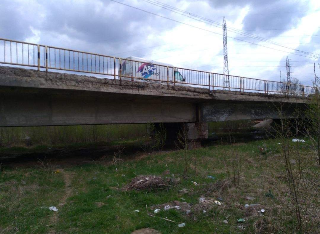 Instituţia Prefectului anunţă construcţia unui pod nou peste râul Bâsca Chiojdului, între Cislău şi satul Poienile