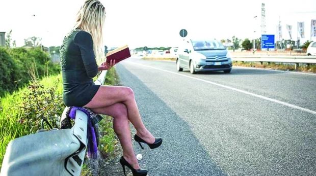 Tînără răpită din Constanța și  obligată să se prostitueze la Buzău
