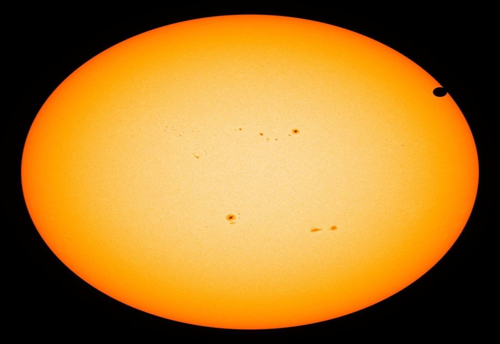 Spectacol pe cer, vizibil cu ajutorul telescoapelor! Mercur trece prin dreptul Soarelui