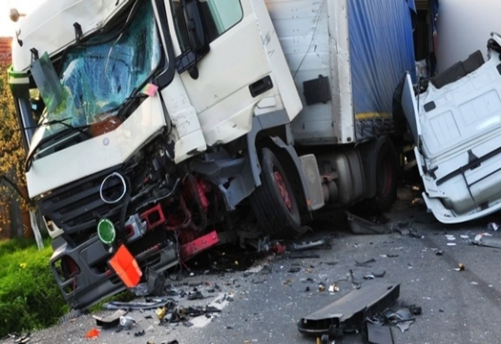 Accident rutier grav, pe DN 2B Buzău – Brăila, la intrarea în localitatea Bentu