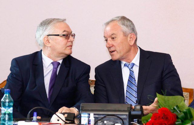 Constantin Florescu  placă din  PSD şi Consiliul Local Buzău