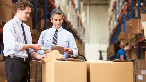 Sute de angajări, în plină pandemie