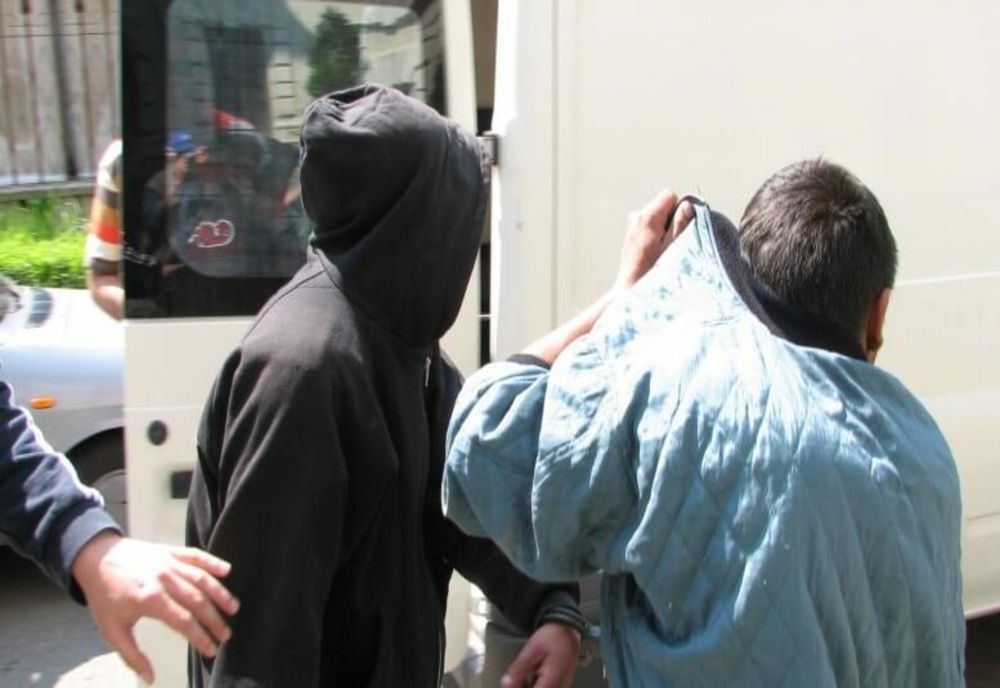 Și-au luat singuri remunerația pentru ajutorul oferit în gospodărie unui localnic