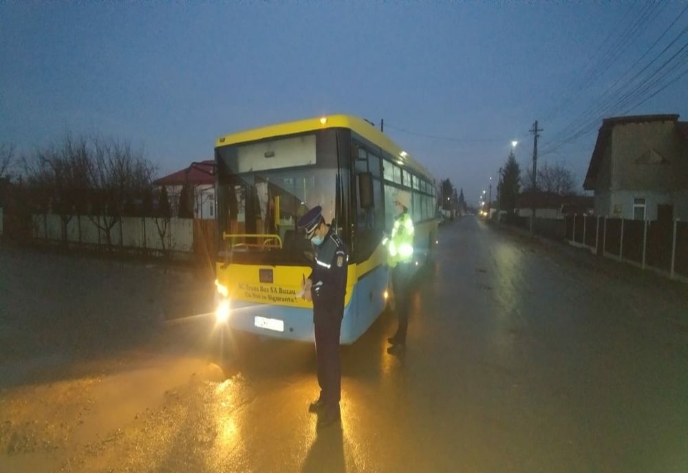Polițiștii buzoieni desfășoară astăzi activități de control al transportatorilor rutieri