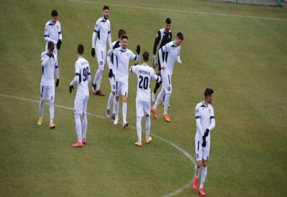 Înfrângere la scor pentru Gloria Buzău