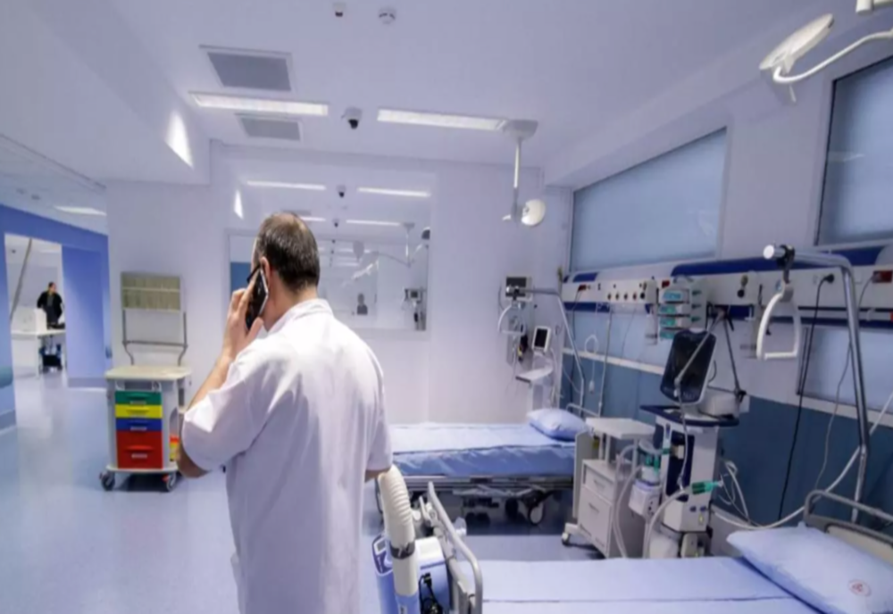 Efectele instigării de tip Șoșoacă: O doctoriță a fost atacată de o pacientă care credea că va fi ucisă la ATI