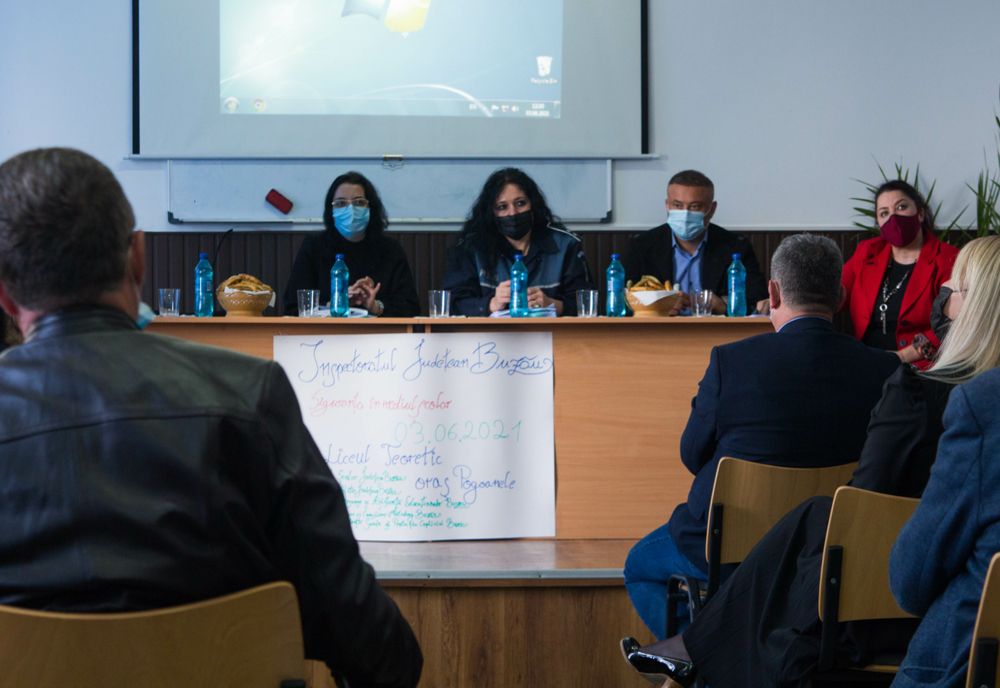 Dezbatere pe tema siguranței în mediul școlar