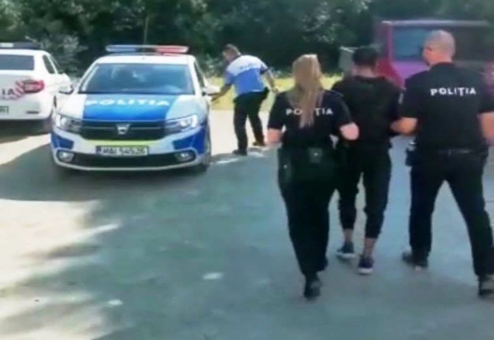 Reținuți de polițiști în urma unor scandaluri în stradă