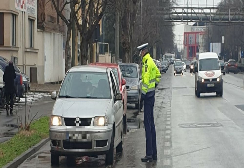 Acţiuni ale poliţiştilor pentru creşterea siguranţei participanţilor la trafic