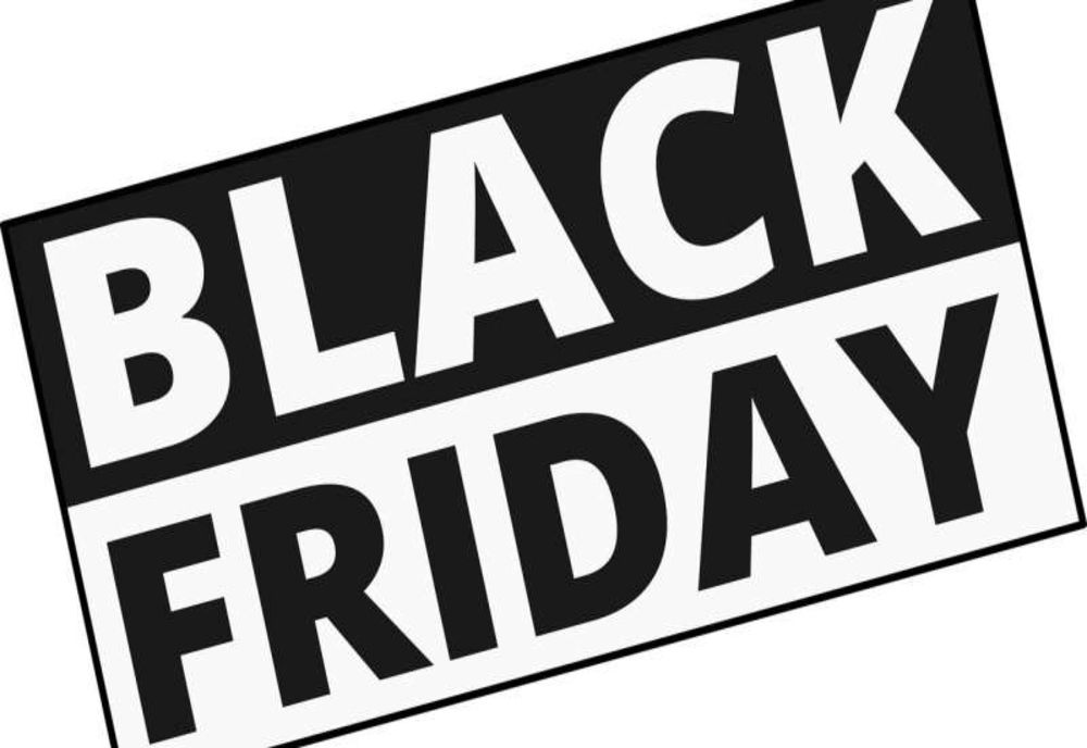 Protecția Consumatorului anunță că a verificat și amendat 11 mari site-uri care promovau “reduceri speciale” de Black Friday