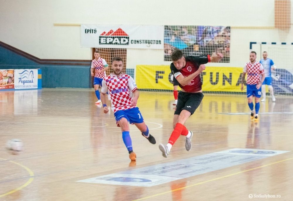 Luceafărul Buzău își joacă astăzi șansa de calificare în semifinalele play-off-ului Ligii 1 la futsal
