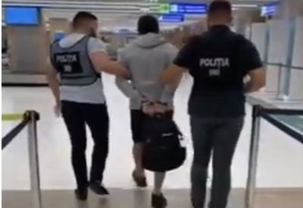 Buzoian urmărit internaţional pentru proxenetism şi trafic de persoane