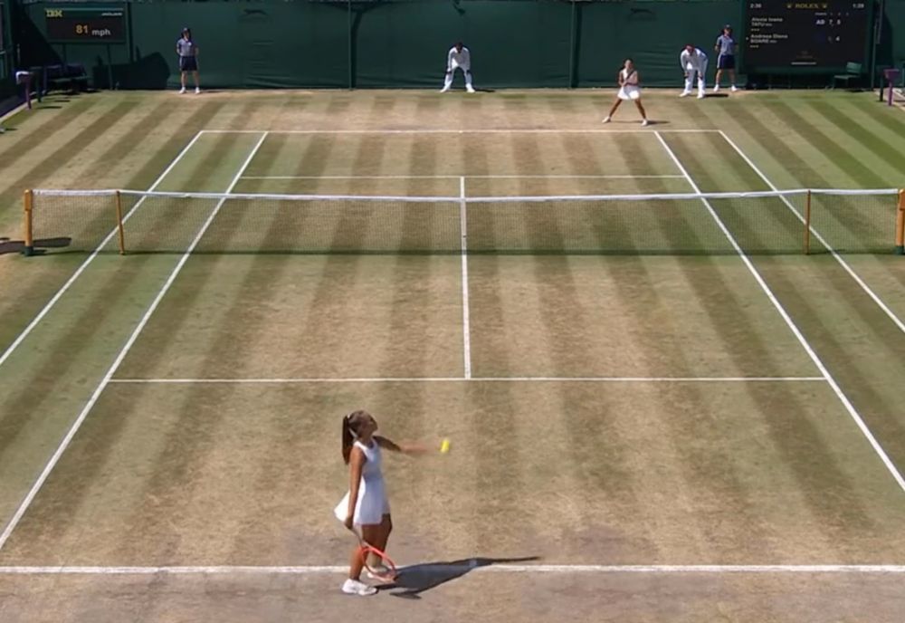 Buzoianca Alexia Tatu a învins-o pe constănțeanca Andreea Soare în finala U14 de la Wimbledon