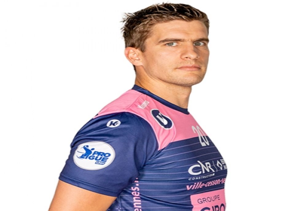 Luka Mitrovic și Viacheslav Sadovyi au semnat cu HC Buzău 2012