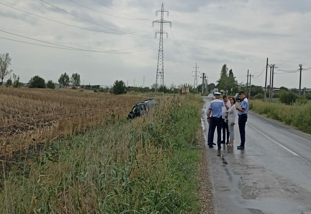 Accident cu doi șoferi răniți pe DJ203D, în Țintești